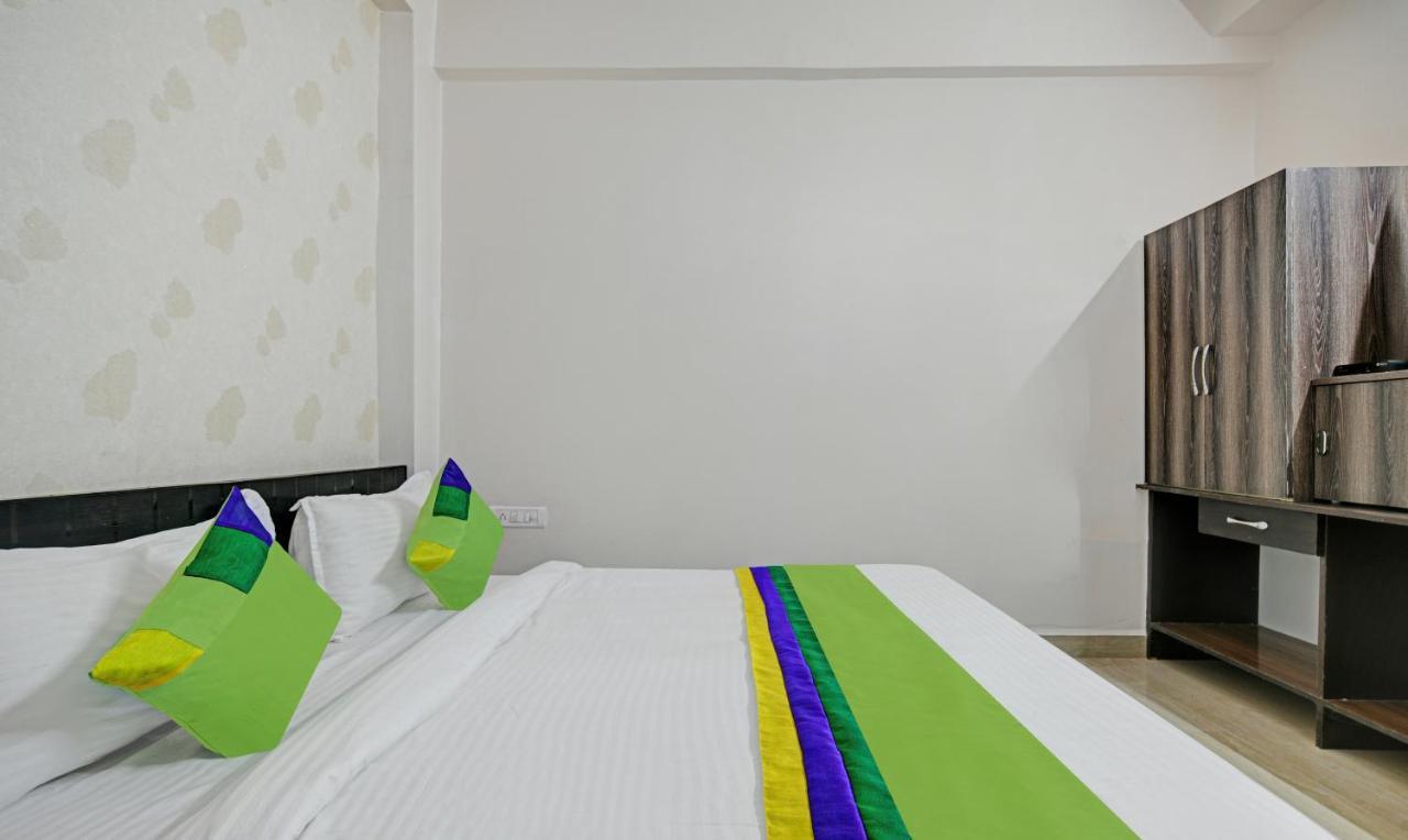 Treebo Trend Hotel Alankar Hoshangabad Road Bhopal Bagian luar foto